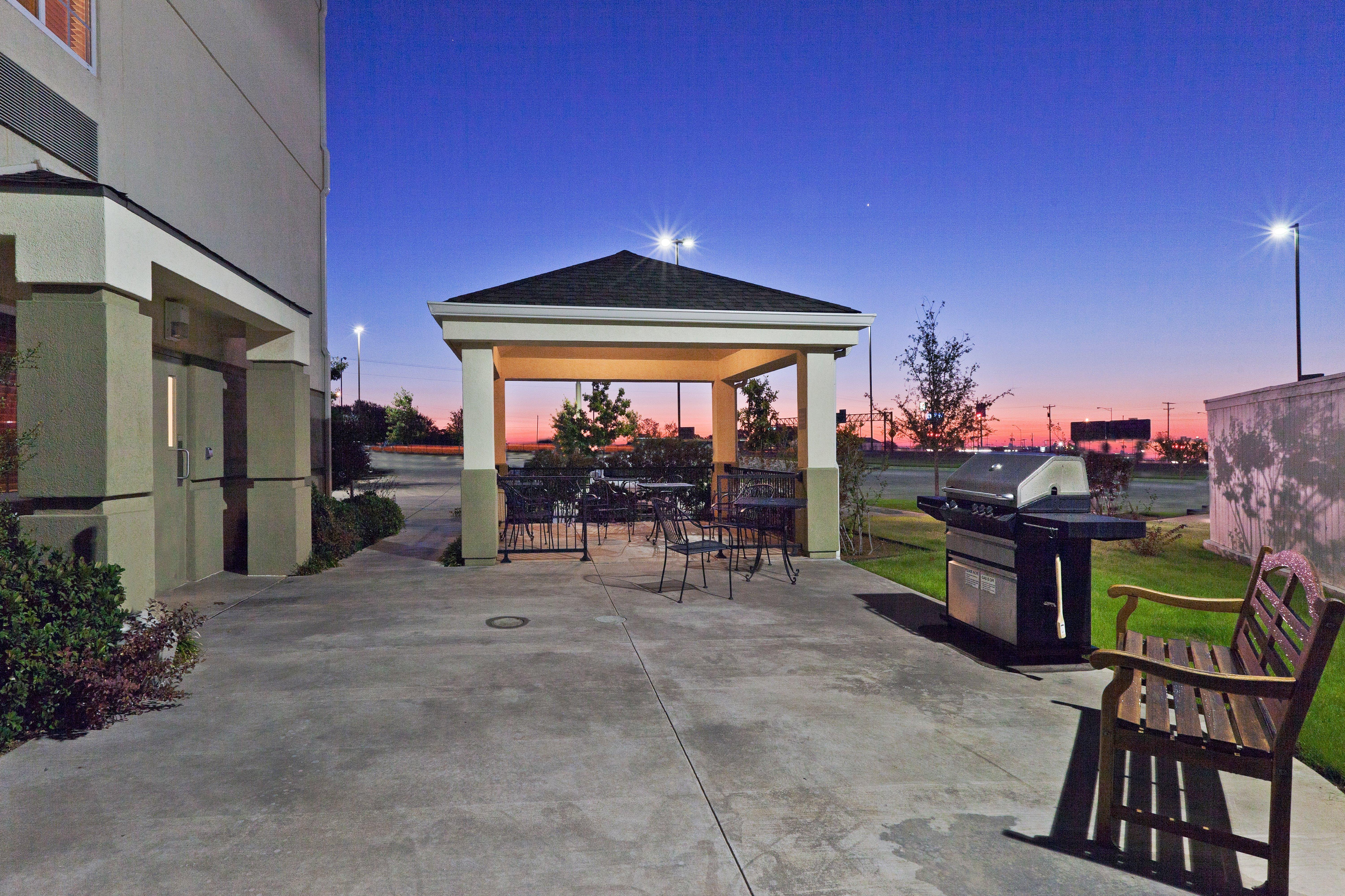 Candlewood Suites Wichita Falls At Maurine Street By Ihg Restoran gambar